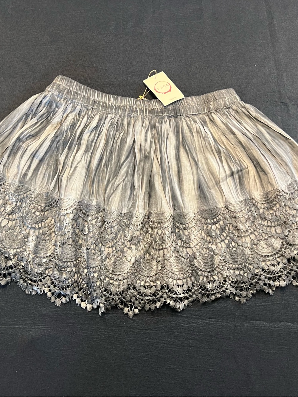 Anthropologie Raga Gray mini skirt lace size medium new with tags